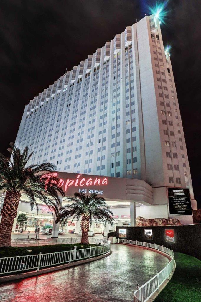 Tropicana Las Vegas A Doubletree By Hilton Resort & Casino - Free Parking Exterior photo